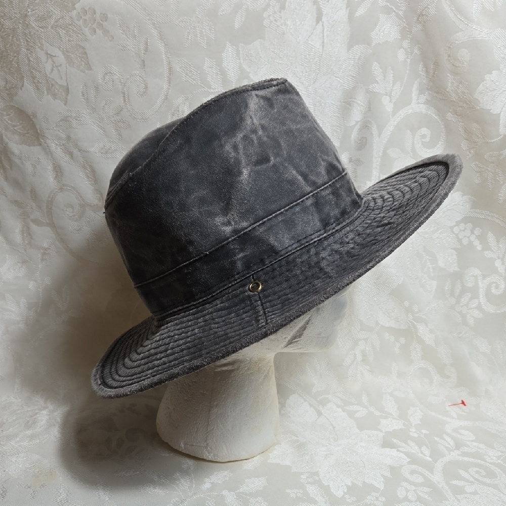 Signature Black and Gray Weathered  Distressed Outback Hat